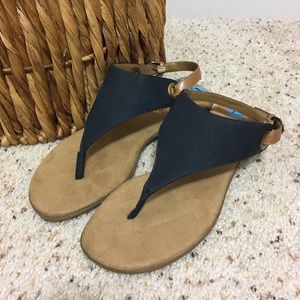 aerosoles chlose friend